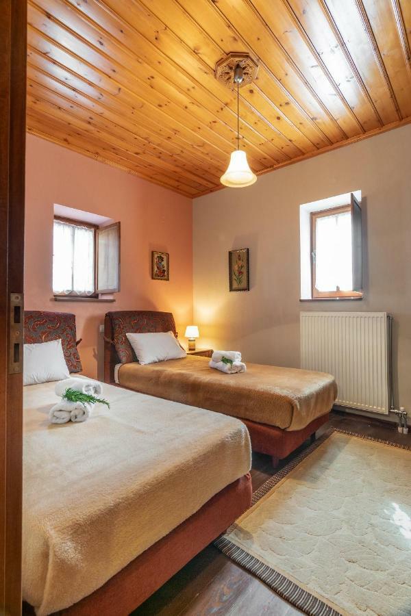 Morfeas Guesthouse Папигко Екстериор снимка