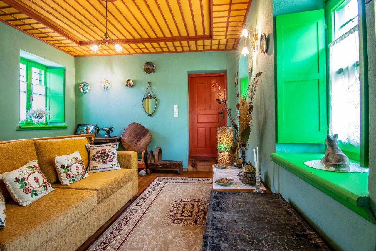 Morfeas Guesthouse Папигко Екстериор снимка